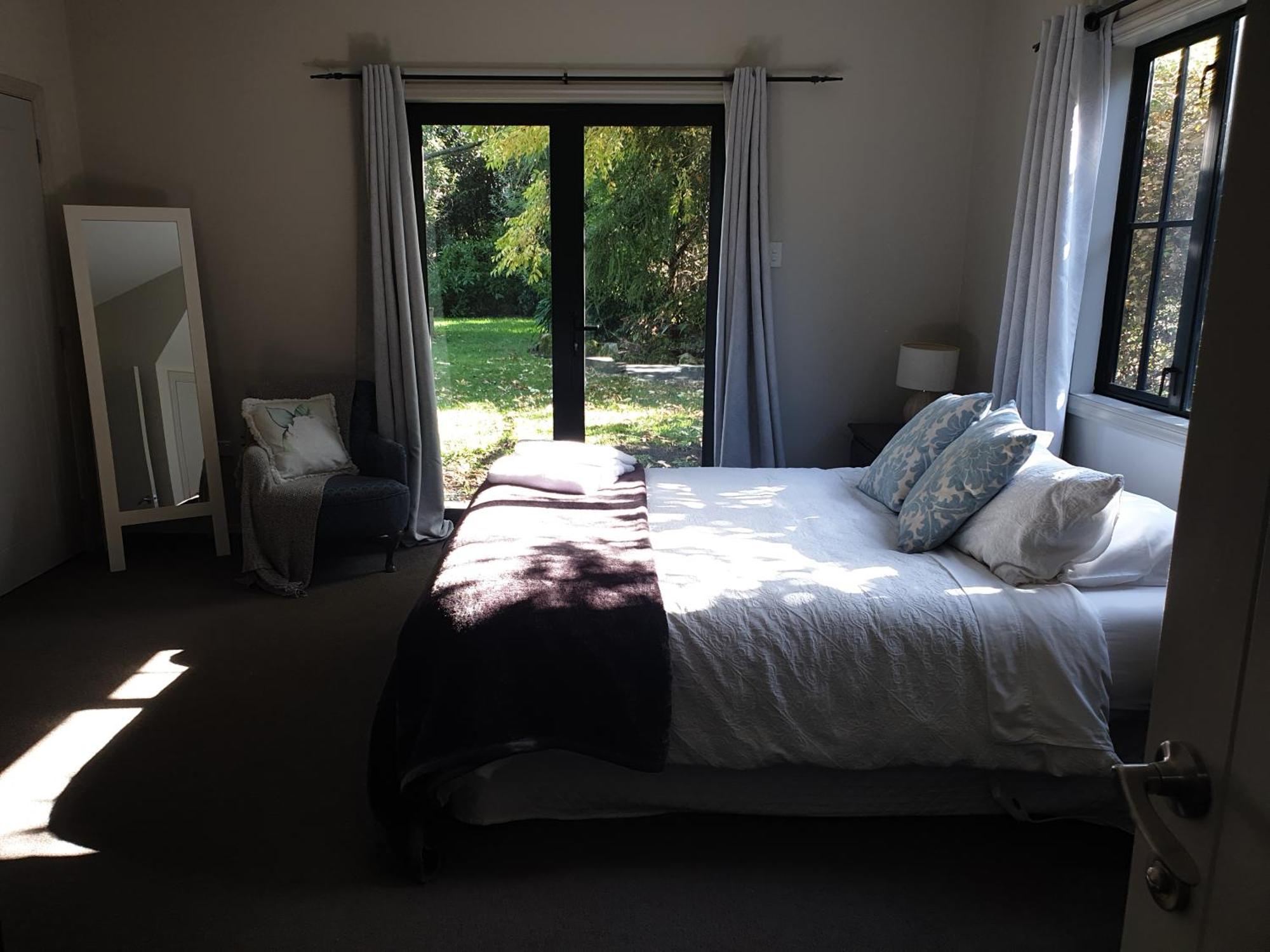 Accommodation At Lakeside Oamaru Exterior photo